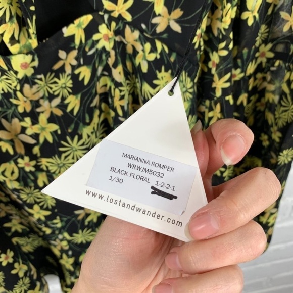 NWT LOST + WANDER x REVOLVE Black Floral Cutout Bell Sleeve Romper, Size Small - Picture 4 of 5